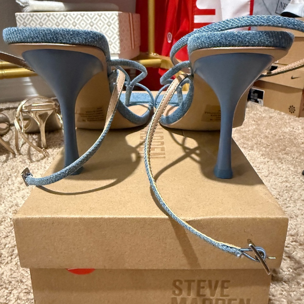 Steve Madden Annie Heel in Denim - Picture 5 of 6